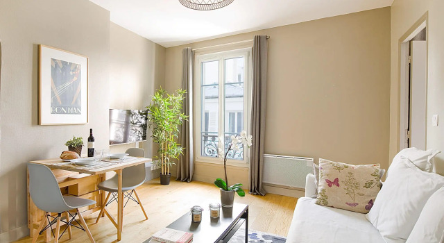 B  823 -  Buttes Chaumont - Spacieux appartement, Забронировать Апартаменты/квартира Париж Иль-де-Франс, рядом с Курон