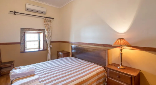 Holiday Home on Estate With Vineyards, Olive Groves and Swimming Pool, Boek Vakantiehuis Vila Flor 