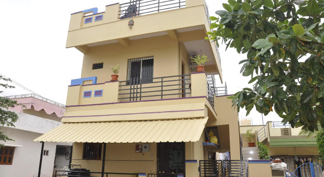 Vinayaka Homestay, Rezervovat Apartmán Hotely v Bangalore s parkováním, Parkování