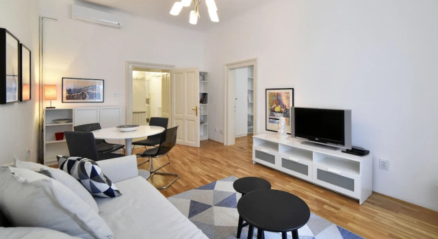 Apartment Papillon, Забронировать Апартаменты/квартира Апартаменты Загреба, рядом с Zagreb Stone Gate, Апартаменты/квартира