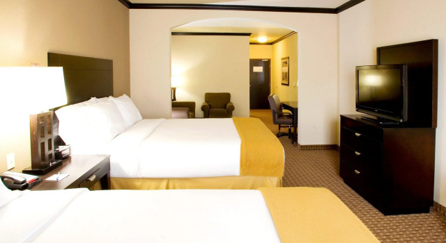 Двухместный люкс Holiday Inn Express & Suites Corpus Christi by IHG