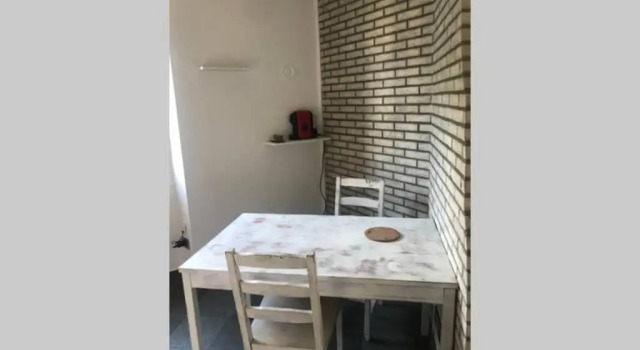 Dormire in Centro Trieste Studio Galleria 16 cavana, Забронировать Отель Триест Венеция-Джулия, рядом с Музей  Револтелла