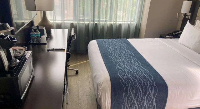 Двухместный номер с балконом Comfort Inn Prospect Park-Brooklyn