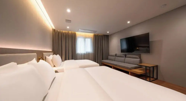 Двухместный семейный номер Standard Comfort inn Yeouido