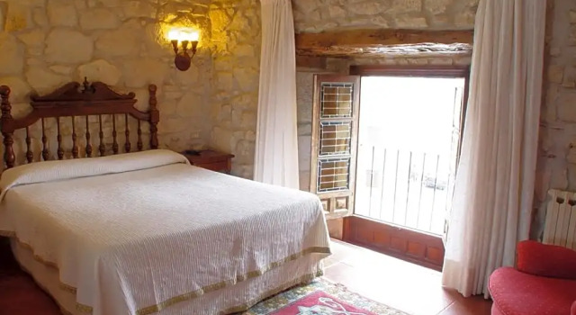 Номер Premium Hotel Tres Coronas de Silos