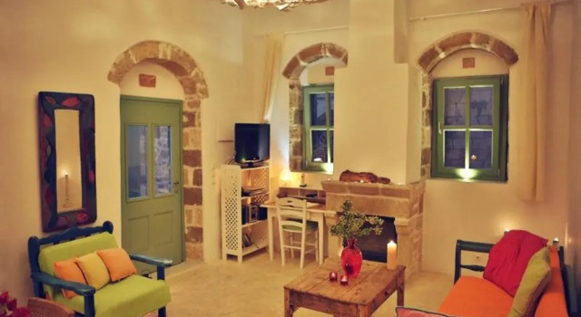 Myrtia House