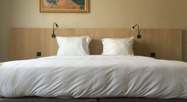 Carlton Hotel