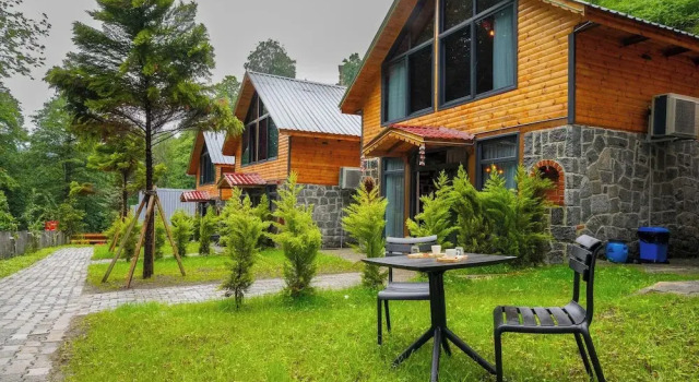 River Villas Resort Bungalow, Забронировать Курортный отель Отели Чамлыхемшин с парковкой, Парковка