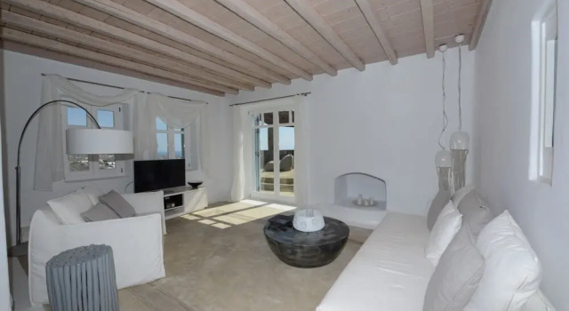 Villa Azurite With Heated Pool by Diles Villas