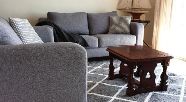 Blue Seas - Beach Front Living, Book Hotel Tumby Bay South Australia
