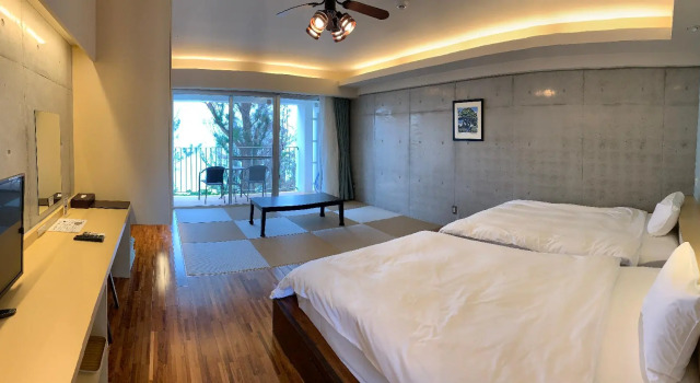 Семейный номер Standard Hotel & Restaurant On the Beach Lue