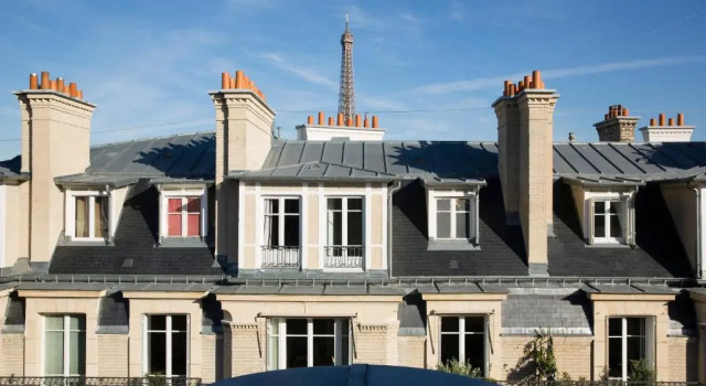 Полулюкс с красивым видом из окна Hotel Ares Eiffel