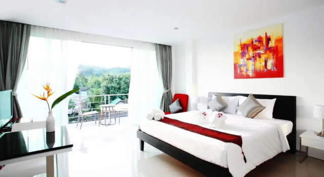 Студия Superior One World One Home Naiharn Hotel