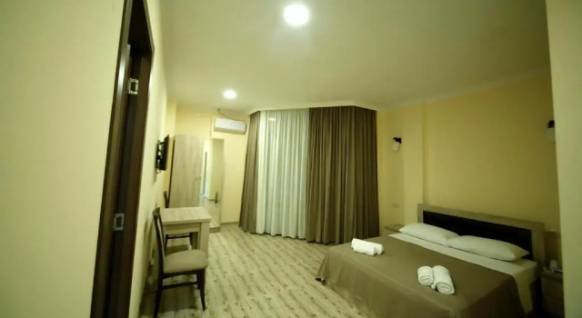 Camera familiare Standard con balcone Hotel Comfort