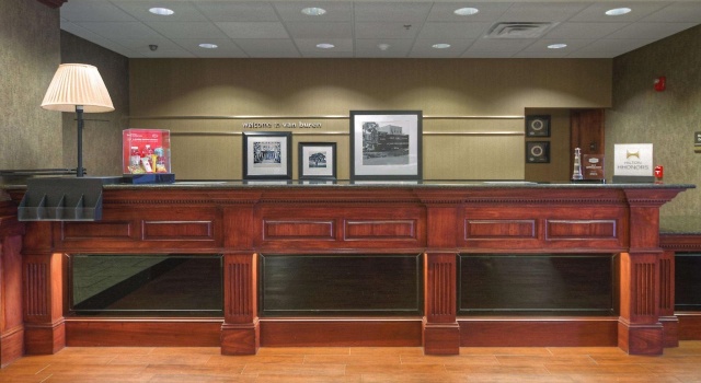 Hampton Inn Van Buren