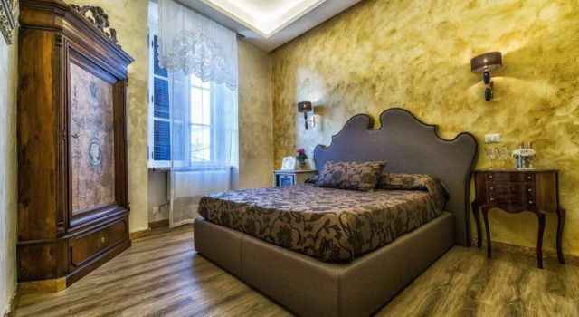Il Covo B&B, Забронировать Отель «постель и завтрак» Рионе Монти Рим, рядом с Посольство США в Риме