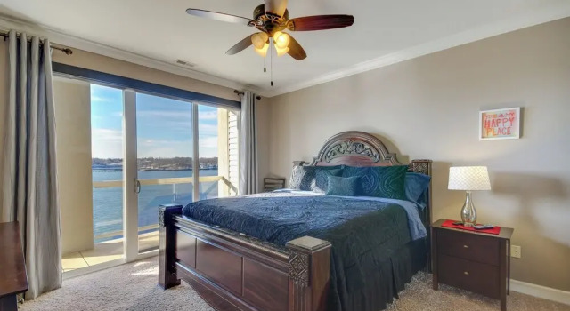 Апартаменты Waterfront Osage Beach Condo w/ Patio & Grill
