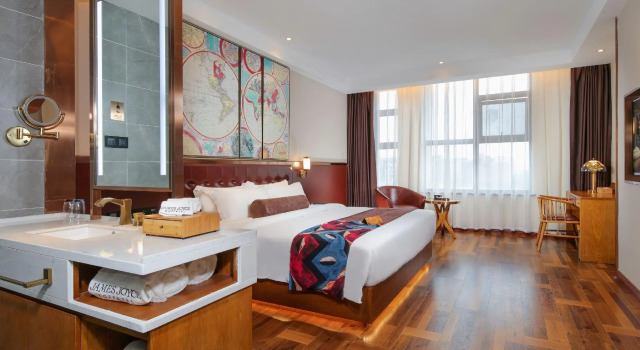 James Joyce Coffetel (Dujiangyan Municipal Government), Book Hotel Hoteller i Chengdu med parkering, Parkering