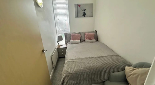 3 Bed-sleeps 6-garden-parking-pets, Rezervasyon Tatil Evi Merseyside villalar, Villa