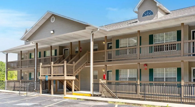 Abby Lane Oasis - Branson, Забронировать Апартаменты/квартира Отели Table Rock Lake с парковкой, Парковка