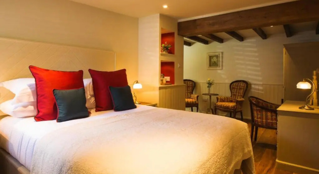 Коттедж Deluxe The Broadmead Boutique B&B