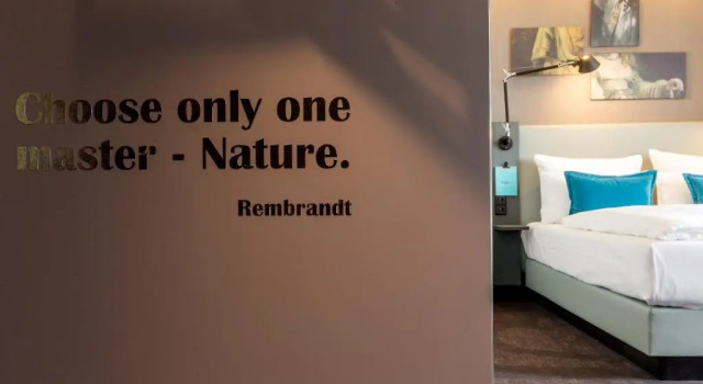 Номер Superior Motel One Amsterdam-Waterlooplein
