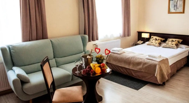Трёхместный номер Standard Hotel Feniks