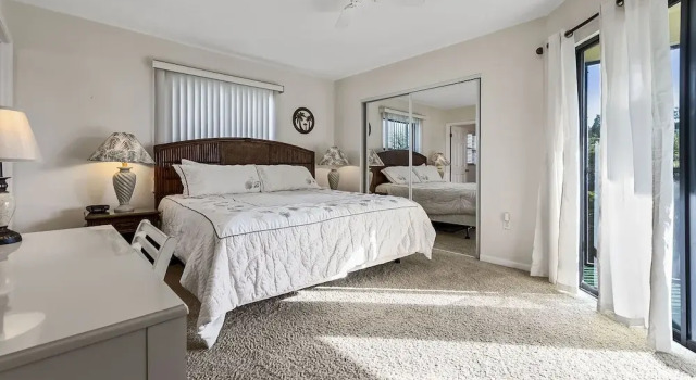 Beachview Condo 2 Bedroom Condo by RedAwning