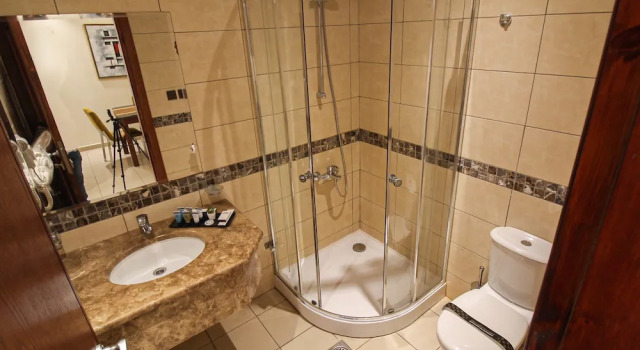 Семейный люкс Friesian Hotel Apartments