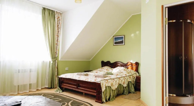 Café Chalet Edelweiss Holiday Home, Foglalás Faház / Chalet Villák Ternopil, Villa