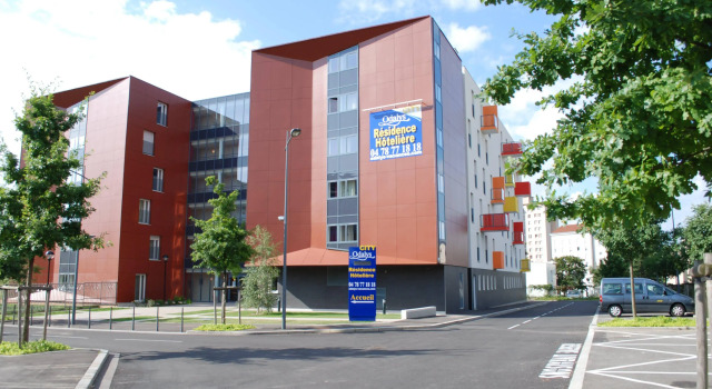 Appart'hôtel Odalys City - Bioparc Lyon Est