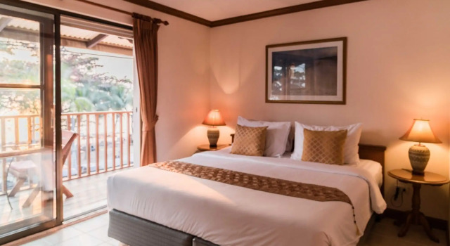 Hotel Jomtien Boathouse, Забронировать Отель Бангламунг Паттайя