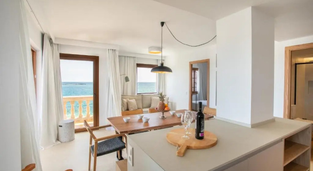 Beachfront holiday apartment Lotja 7, 预订 公寓 塞萨利内斯 马略卡岛
