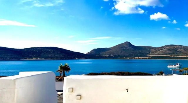 Farous Seaside Sunset Suites since2021, Rezerwuj Hotel Agios Georgios Antiparos