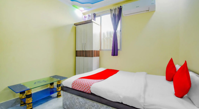 OYO BMP035 Hotel Suncity, Prenota Hotel Raghunathganj West Bengal