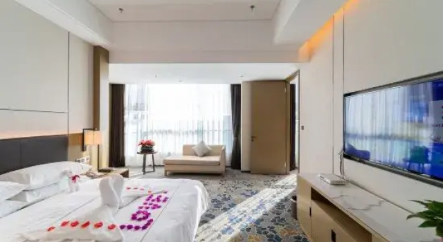 Люкс Superior YiXing FuTao International Hotel
