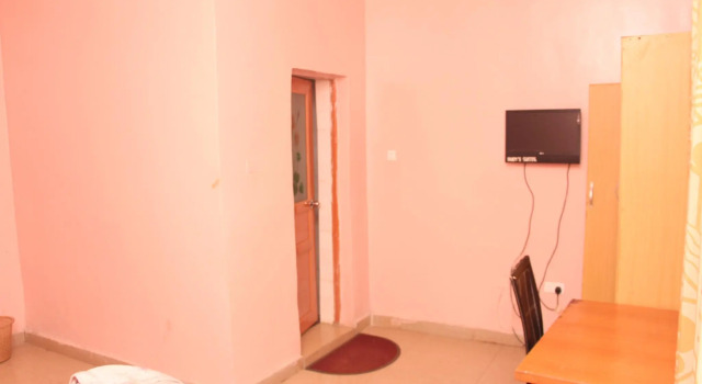 Dubys Suites Dutse, Prenota Hotel Hotel a Bwari con parcheggio, Parcheggio