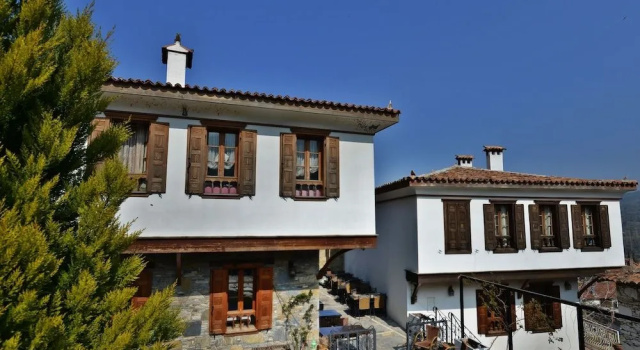 Efes Konaklari