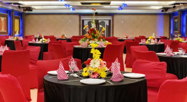 Hotel Amar, Забронировать Отель Taj Ganj Таджгандж