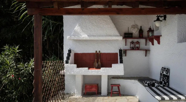 Коттедж c 1 комнатой Miliα Country House