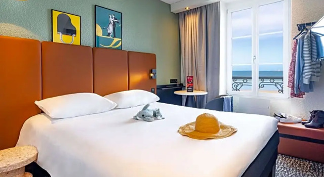Номер Standard с видом на море ibis Saint Malo Plage