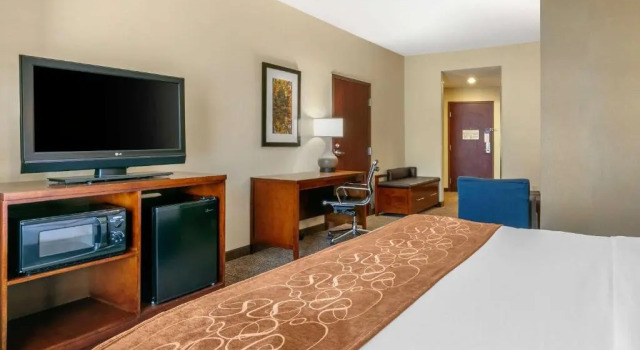 Люкс Comfort Suites Forrest City