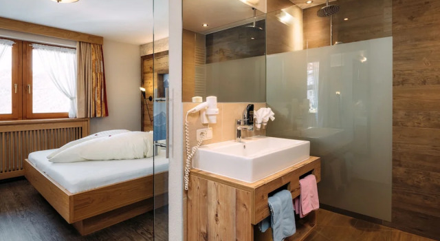 Двухместный номер Standard с балконом Kinderhotel Laderhof