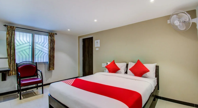 Oyo Flagship 29891 Hotel Karpagam Gandhipuram, Забронировать Отель Отели штата Тамилнада 3 звезды, 3*