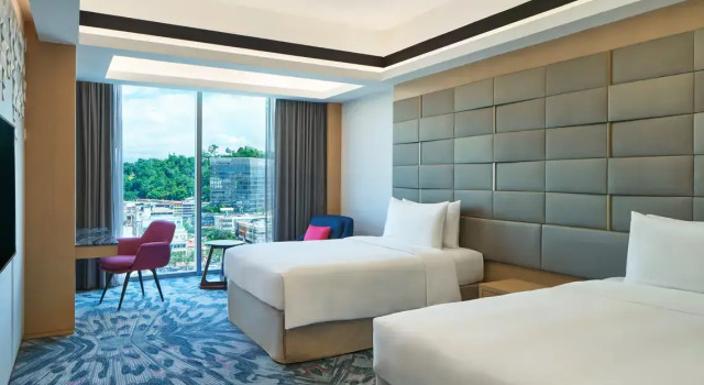 Двухместный клубный номер Standard с видом на город Le Meridien Kota Kinabalu