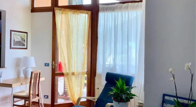 Apartment With one Bedroom in Lavena Ponte Tresa, With Wonderful Lake View, Enclosed Garden and Wifi, Забронировать Апартаменты/квартира Апартаменты Понте-Треза, Апартаменты/квартира