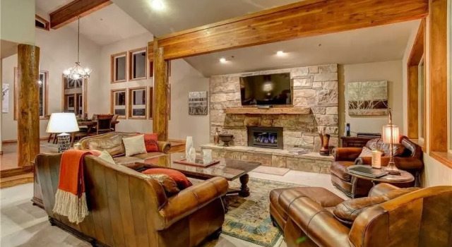 7700 Sterling Drive 5 Bedroom Home
