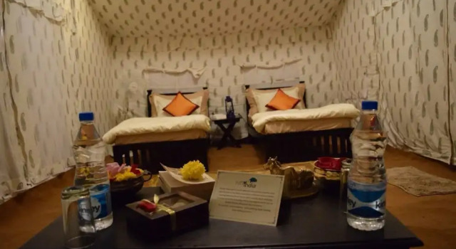TSI Kumbh Mela Camp, Забронировать Кемпинг Отели Аллахабад с завтраком, Завтраки