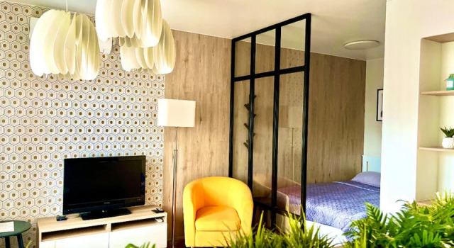 Apartaments sibirian voyage on str. Lebedeva-Kumacha, bld. 29, Book Hotel Hotels in Irkutsk Region with Parking, Parking