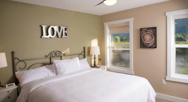 Люкс с балконом Klippers Guest Suites